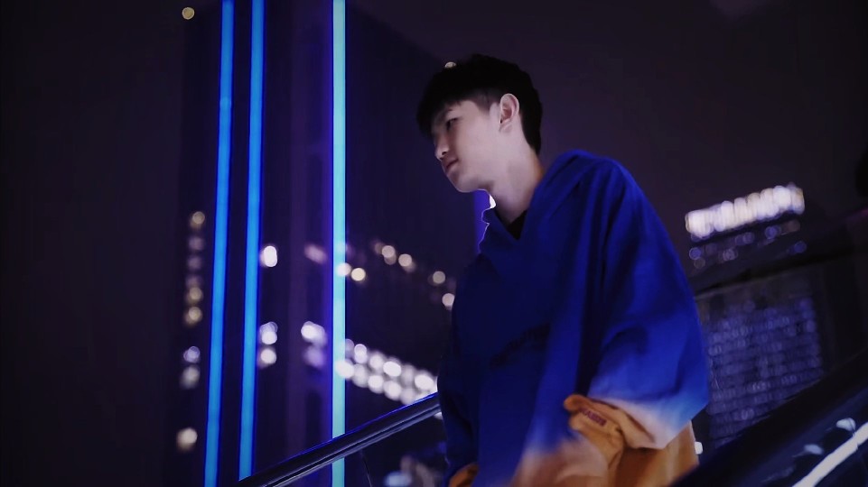 迅速回防