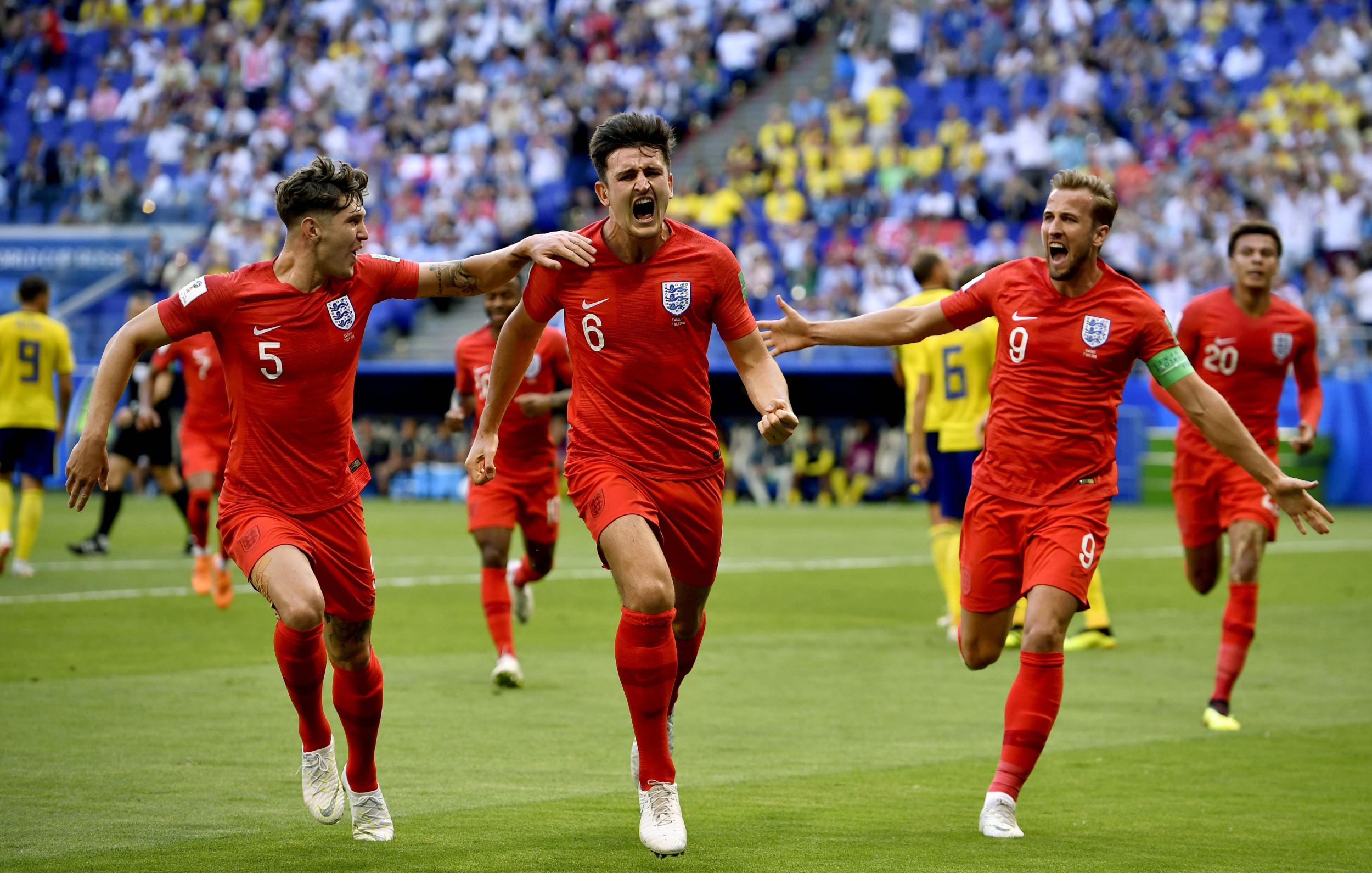 以魔術師約 以魔術師約