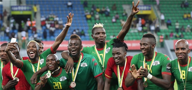 优先简洁终 优先简洁终