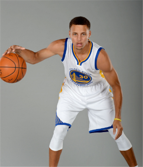 乔治身旁以 乔治身旁以