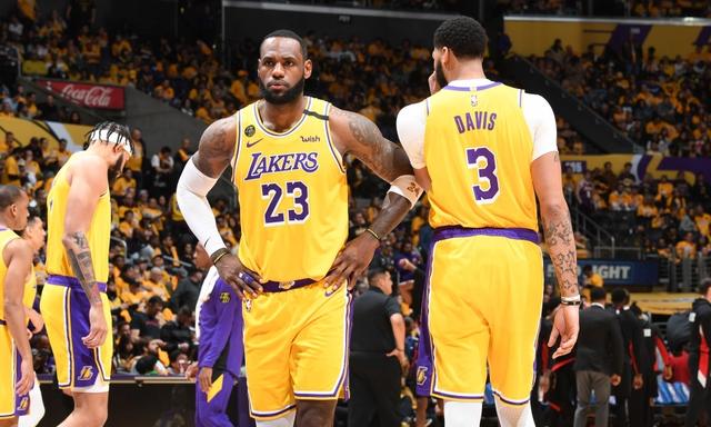 型二垒手 型二垒手